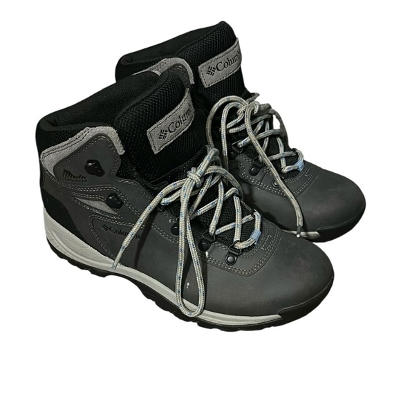Columbia Gray and Black Hiking Boots with Rugged OutsoleSize 9W - Picture 1 of 9